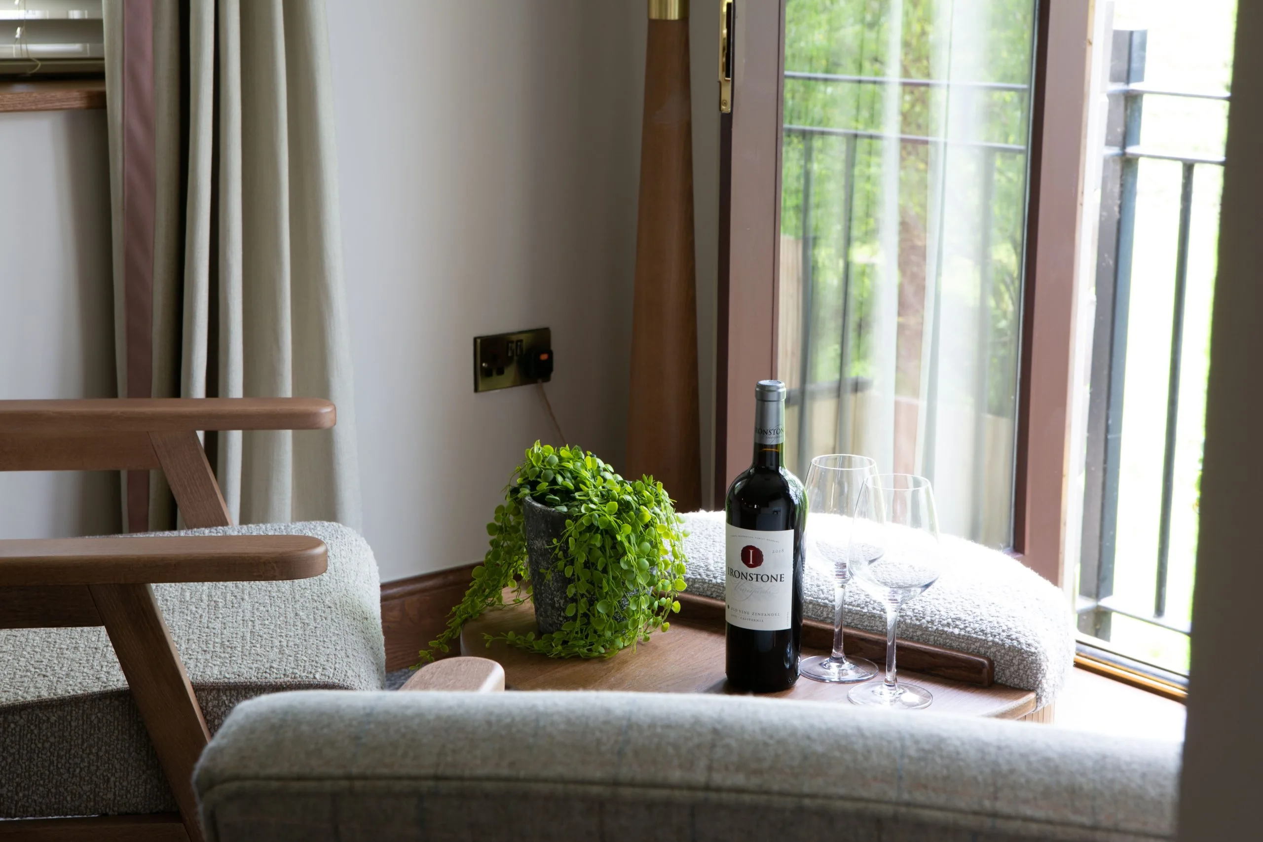King Room – Beck Side Six